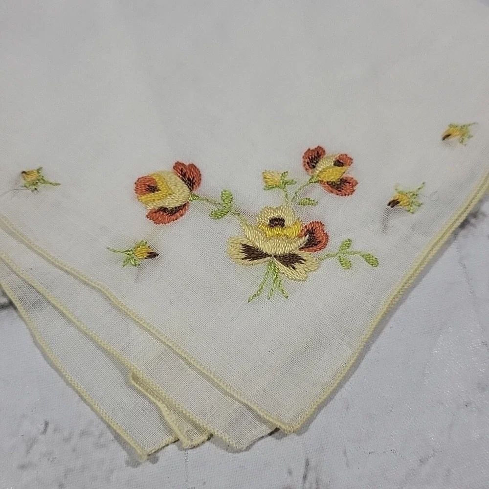 Vintage Embroidered Handkerchief Hanky with Flower